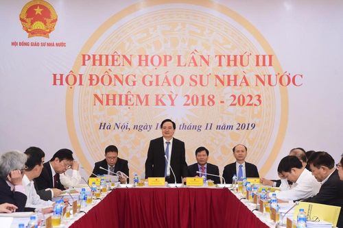 Lý lịch khoa học lãnh đạo Hội đồng Giáo sư Nhà nước: Có nên công khai toàn bộ?