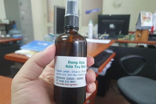 Cẩn trọng nước rửa tay không rõ nguồn gốc