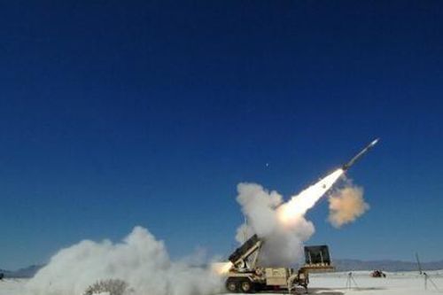 Phòng không Saudi Arabia đánh chặn thành công tên lửa của Houthi