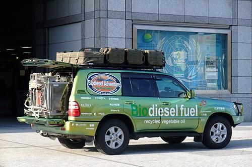 Ford cho phép xe Transit sử dụng nhiên liệu tái chế từ dần ăn phế thải