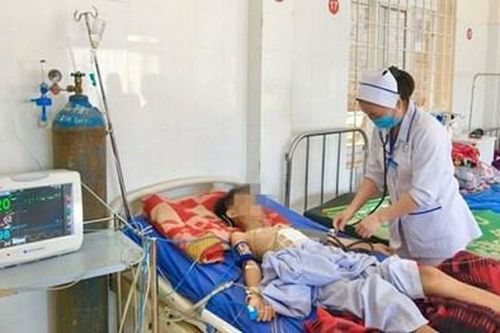 Xúc động điều dưỡng hiến máu kịp thời để cứu cháu bé nguy kịch