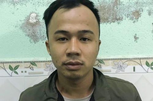 Nam thanh niên lao vào nhà nghỉ đánh ghen, cướp tài sản của tình địch
