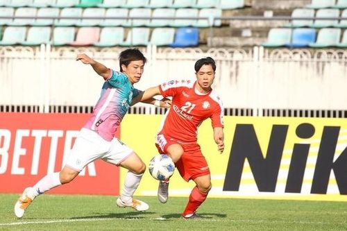 Liên đoàn bóng đá châu Á khen Công Phượng chơi hay ở AFC Cup