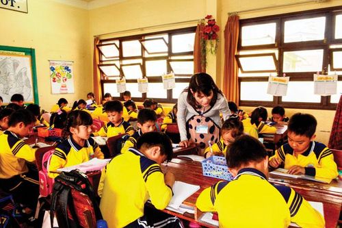 Nhân rộng những tấm gương nhà giáo tâm huyết, mẫu mực