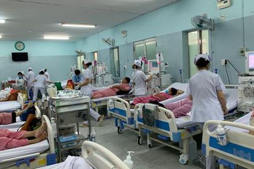 Chạy thận nhân tạo Bệnh viện Chợ Rẫy đạt chuẩn quốc tế