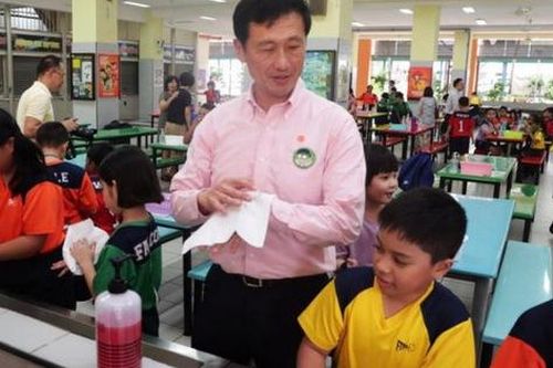 Học sinh Singapore, Thái Lan đi học không cần đeo khẩu trang đến trường