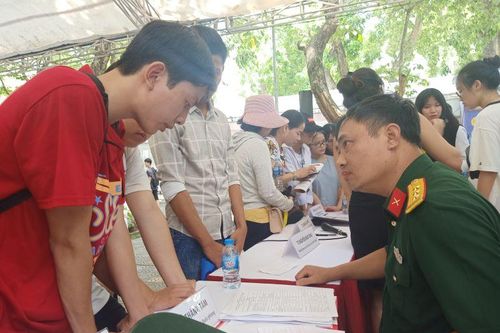 Các trường quân đội tuyển 5.400 chỉ tiêu, nhiều quy định riêng