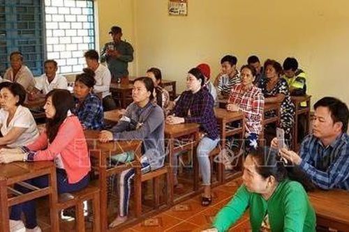 Tổ chức lớp hỗ trợ người gốc Việt có nguyện vọng nhập quốc tịch Campuchia
