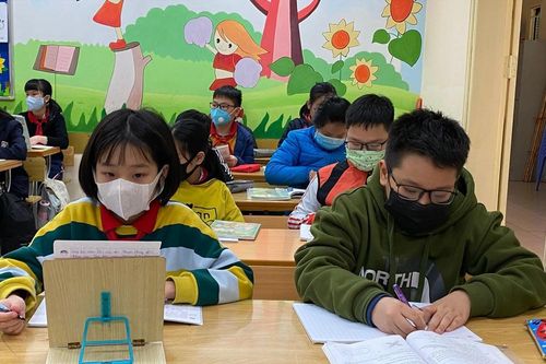 Nhiều địa phương cho học sinh trở lại trường đầu tháng 3
