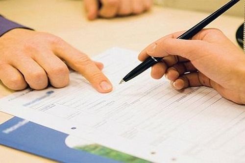 Đã xóa án tích, có được thi tuyển vào cơ quan nhà nước không?
