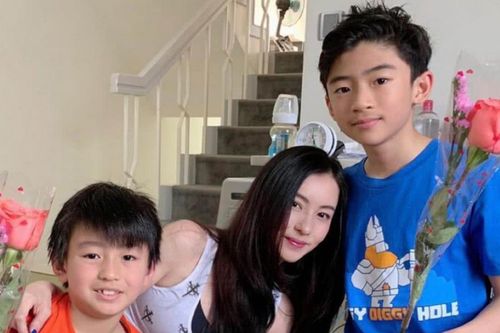 Trương Bá Chi bị đại gia bỏ rơi dù lấy con trai ra níu giữ nhưng bất thành?