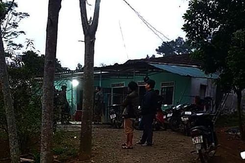 Con phát hiện bố tử vong trong rừng với nhiều vết thương bất thường