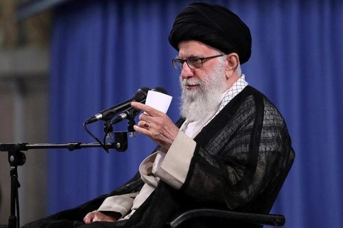 Iran tố kẻ thù dùng Covid-19 để cản trở bầu cử