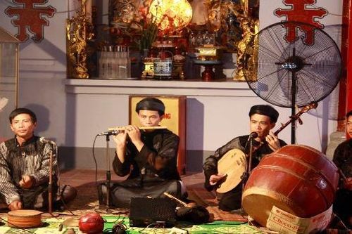 Độc đáo 'đặc sản' văn hóa phi vật thể hát văn Nam Định