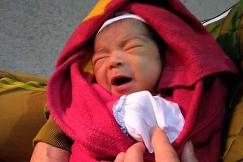 Bé trai sơ sinh bị bỏ rơi tại tịnh xá Ngọc Lai