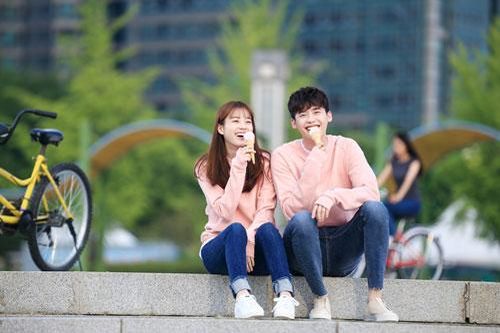 Cô nàng kể chuyện bị 'đá' sau 13 năm yêu nhau và 3 năm sống thử, nhưng dân mạng lại hả hê khi biết kết quả cuối cùng