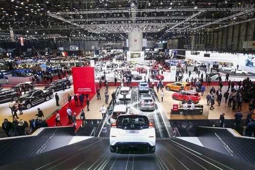 Honda, Mazda, Ford và loạt xế hộp đang hạ giá trăm triệu đồng ở Việt Nam