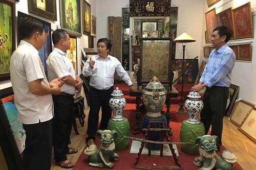 Người thắp lửa đam mê cổ vật