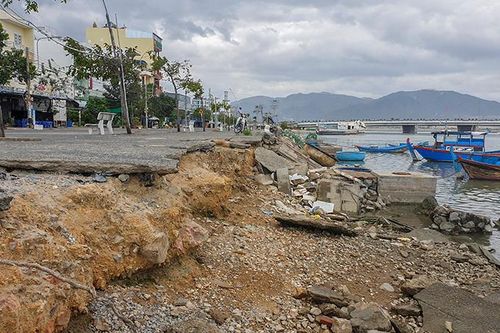Bờ kè đường Nguyễn Văn Linh (Nha Trang): Sẽ được gia cố, sửa chữa