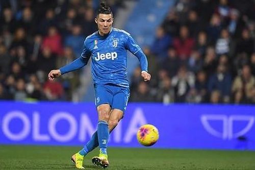 Ronaldo đá trận thứ 1.000, san bằng kỷ lục Serie A