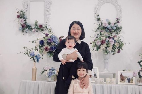 Mẹ mắc ung thư từ chối điều trị 2 lần để sinh con