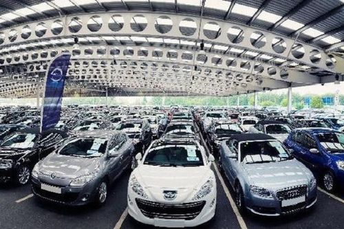 Lượng xe ô tô nhập khẩu vào Việt Nam tăng mạnh