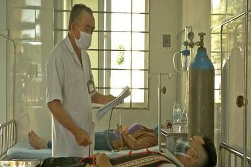 Bệnh xá quân dân y sẵn sàng giúp đồng bào dân tộc thiểu số