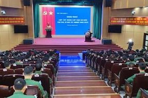 Học viện Quân y khai mạc Lớp tập huấn cấp cứu cơ bản cho bác sĩ mới tốt nghiệp năm 2020