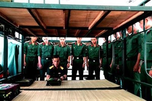 Giúp chiến sĩ mới sớm hòa nhập môi trường quân ngũ