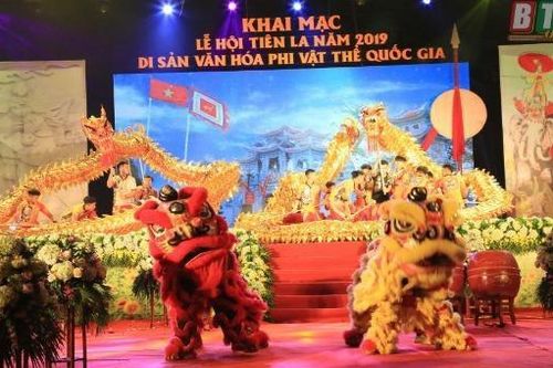 Về đền Tiên La trong nghi lễ linh thiêng 'Tháng Ba giỗ Mẹ'