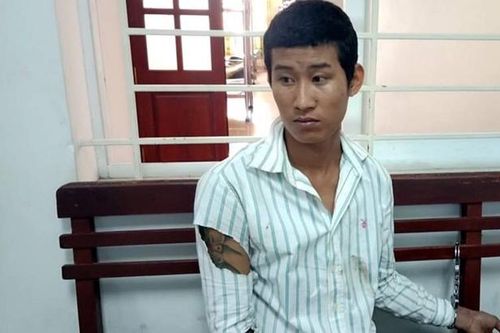 Mâu thuẫn cách xưng hô, nam thanh niên đâm chết bạn nhậu