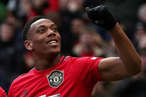 Martial lập siêu phẩm 'nhảy múa giữa bầy sói' làm fan M.U 'choáng ngợp'