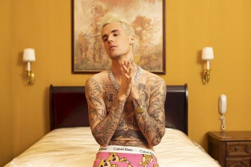 Justin Bieber lần đầu tiết lộ lý do biến mất khỏi làng giải trí