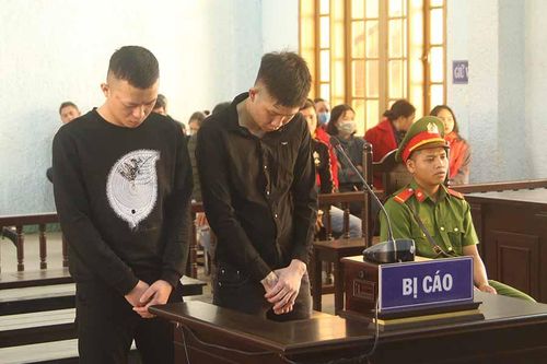 Gia Lai: 2 kẻ buôn ma túy mang 'hàng nóng' lãnh án