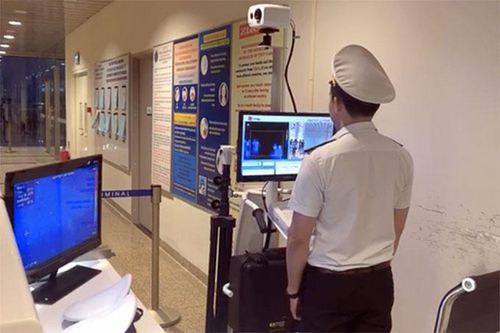 Người đến từ Hàn Quốc đến Việt Nam phải khai báo y tế