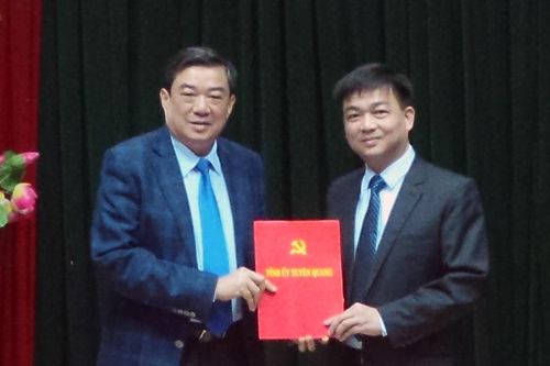 Công bố quyết định bổ nhiệm Trưởng ban Dân vận Tỉnh ủy