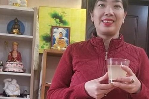 Cách đơn giản làm nước Gừng - Mật Ong - Đường phèn tăng sức đề kháng