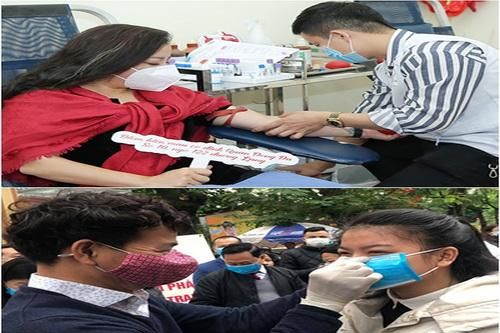 Tình người nghệ sĩ 'mùa' COVID-19