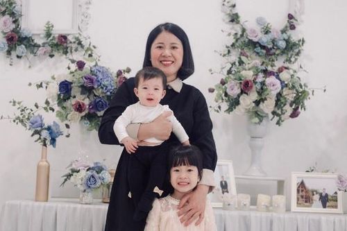 6 năm điều trị ung thư di căn gan vẫn 2 lần mang thai, sinh 2 bé gái khỏe mạnh