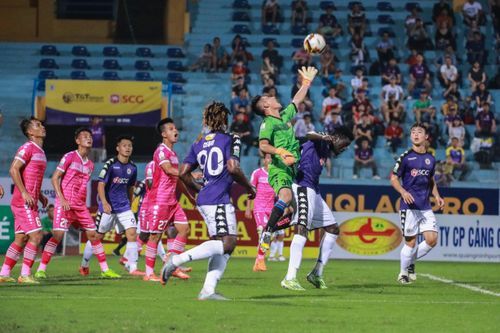 Thách thức 'ngai vàng'