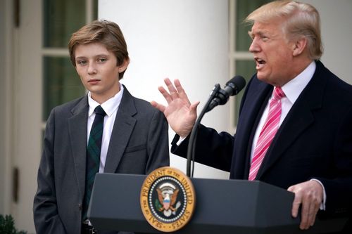 Tổng thống Donald Trump tiết lộ Barron là thiên tài máy tính