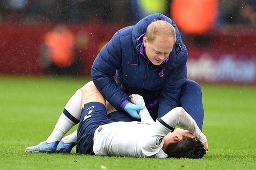 Son Heung-min nén đau để gánh Tottenham đến chiến thắng