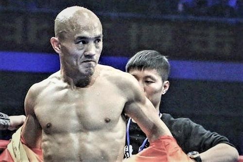 'Đệ nhất Thiếu Lâm' thóa mạ đối thủ khi say rượu