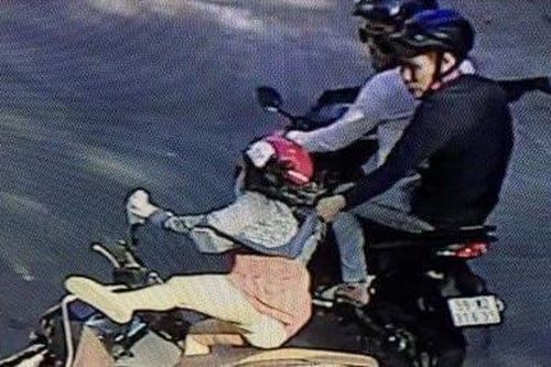 Truy bắt hai tên cướp liên tiếp giật túi xách trong đêm