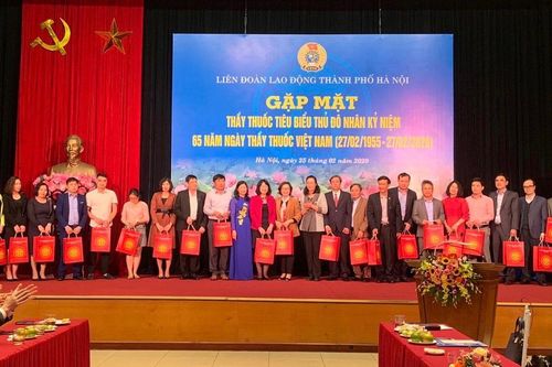 Liên đoàn lao động TP Hà Nội gặp mặt các Thầy thuốc tiêu biểu Thủ đô