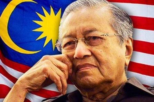 Thủ tướng Malaysia nộp đơn từ chức