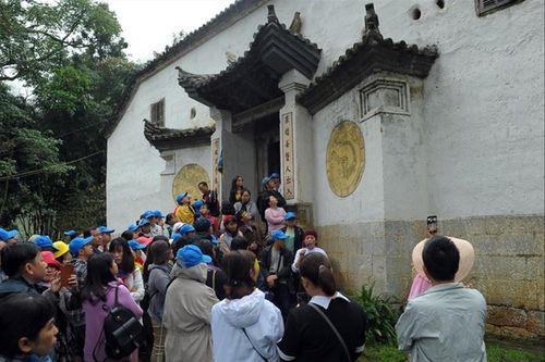 Dinh vua Mèo đã có tiếng nói chung