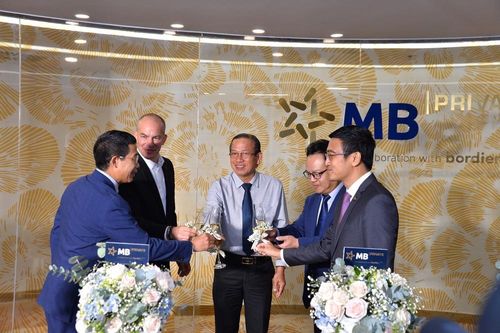 MB Private - cái bắt tay của hai ông lớn ngành ngân hàng