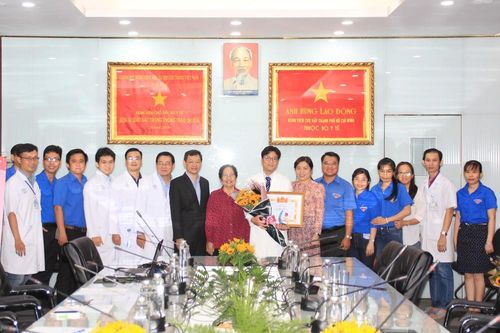 Trao giải thưởng Phạm Ngọc Thạch cho 28 y bác sĩ trẻ TPHCM