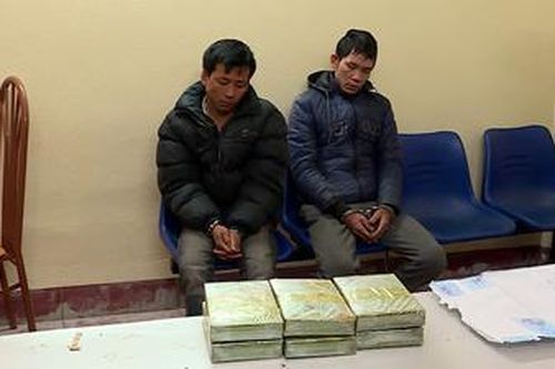 Bắt 2 đối tượng ở Sơn La, thu giữ 6 bánh heroin